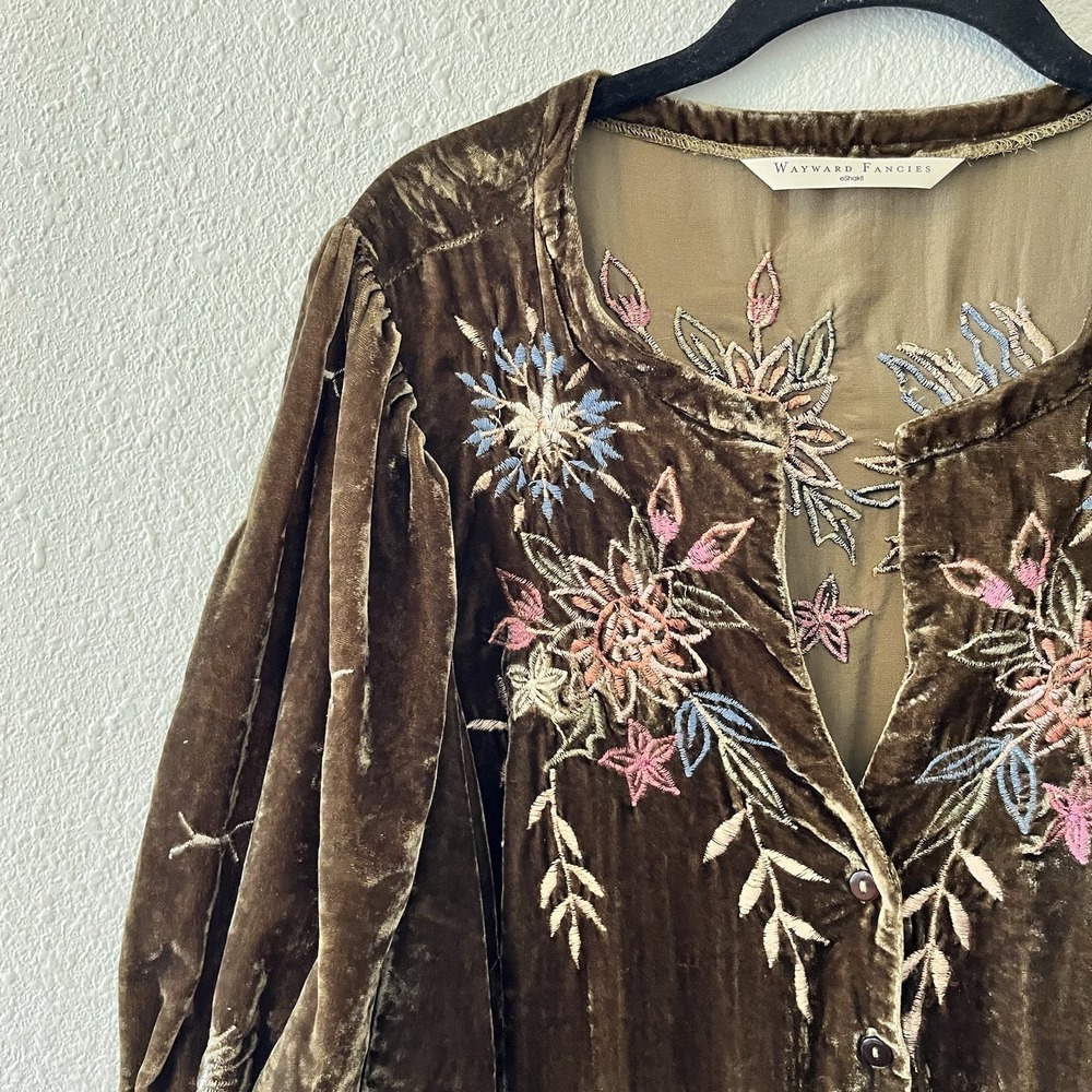 Wayward Fancies Eshakti Dress Velvet Embroidered Green Floral Grunge Boho - Picture 4 of 15